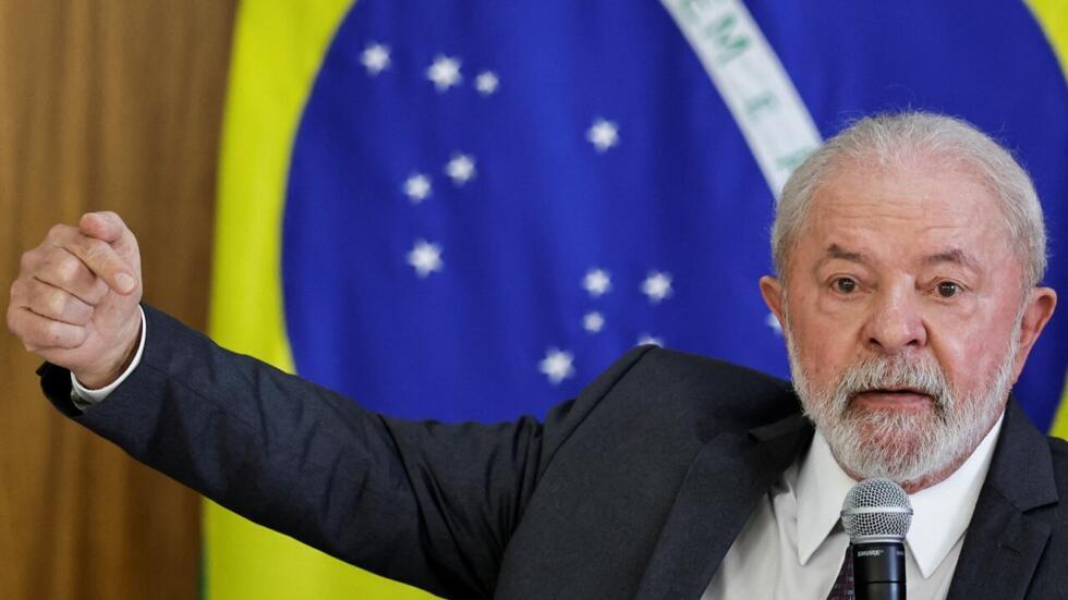 Lula defende investimento na educação e critica obstáculos ao piso salarial dos professores