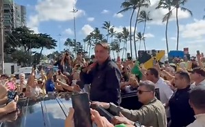 Bolsonaro Desafia Lula para Eleições de 2026 e Critica “Ataques à Democracia”