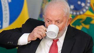 Lula culpa falta de café por queda na popularidade