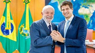 Lula e João Campos assinam histórico acordo de R$ 900 milhões para Recife