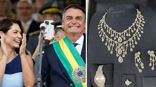 TCU Decide Que Presentes Pessoais de Bolsonaro Não São Patrimônio Público