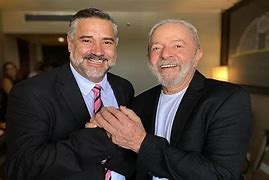 “Governo Lula Destina Maioria dos Gastos com Publicidade a Cinco Agências”