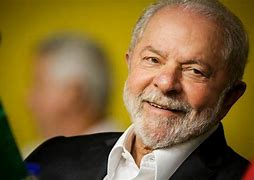 Lula brinca sobre o início do Carnaval nas redes sociais