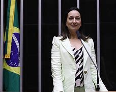 Rosângela Moro propõe novo projeto de lei sobre sigilo de gastos públicos, focando em Janja