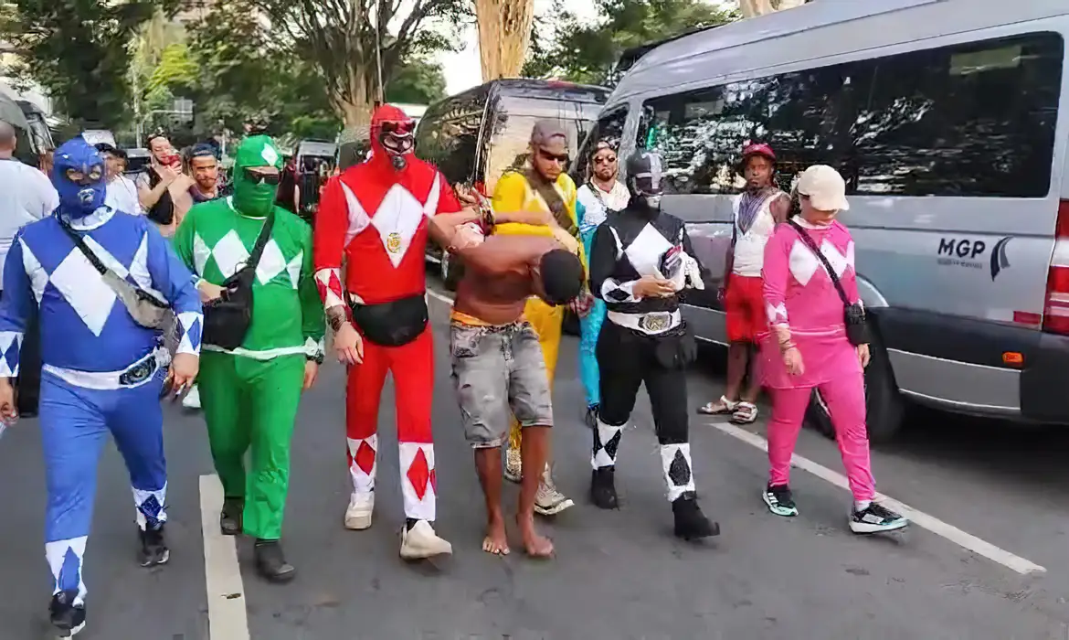 Policiais à Paisana no Carnaval: Operação “Power Rangers” Ajuda a Prender Quadrilhas em SP