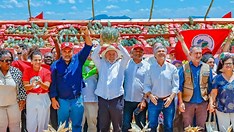 Lula entrega mais de 12 mil lotes de terra para reforma agrária