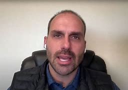 Eduardo Bolsonaro se revolta, crítica Gonet e compara PGR a Moraes após ser alvo do STF Eduardo Bolsonaro se revolta, crítica Gonet e compara PGR a Moraes após ser alvo do STF