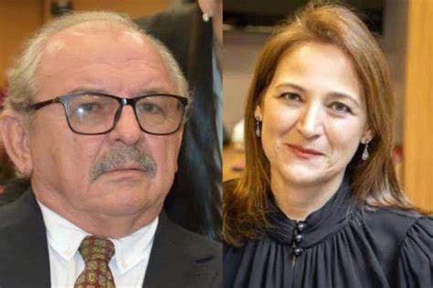 Dinheiro sujo, presente caro: filha de desembargador tentou comprar caminhonete de R$ 217 mil com propina, diz PF Dinheiro sujo, presente caro: filha de desembargador tentou comprar caminhonete de R$ 217 mil com propina, diz PF