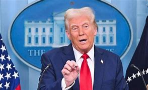 Trump fecha as portas para concessões e mantém pressão total sobre a China Trump fecha as portas para concessões e mantém pressão total sobre a China