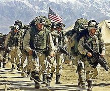 “Exclusão em Marcha: Exército dos EUA Começa a Expulsar Militares Transgêneros” “Exclusão em Marcha: Exército dos EUA Começa a Expulsar Militares Transgêneros”