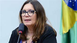 🔥 Bia Kicis na mira da PGR após ataque a Moraes 🔥 Bia Kicis na mira da PGR após ataque a Moraes