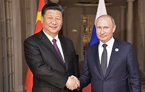 Xi Jinping vai à Rússia para reforçar laços com Putin e celebrar vitória sobre o nazismo Xi Jinping vai à Rússia para reforçar laços com Putin e celebrar vitória sobre o nazismo