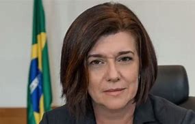 Petrobras joga a batata quente no colo do consumidor: “Cobrem os postos” Petrobras joga a batata quente no colo do consumidor: “Cobrem os postos”