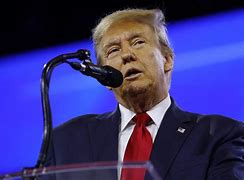 Petróleo sobe quase 2% após Trump intensificar pressão sobre Irã e Opep Petróleo sobe quase 2% após Trump intensificar pressão sobre Irã e Opep