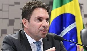 Câmara tenta travar processo de Ramagem e Bolsonaro, mas STF aponta limites legais Câmara tenta travar processo de Ramagem e Bolsonaro, mas STF aponta limites legais