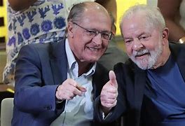 Alckmin diz que vai à missa do novo papa se Lula pedir: “Será uma honra” Alckmin diz que vai à missa do novo papa se Lula pedir: “Será uma honra”