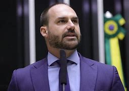 🎯 Eduardo Bolsonaro vibra com possível sanção dos EUA contra Moraes 🎯 Eduardo Bolsonaro vibra com possível sanção dos EUA contra Moraes