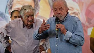 Lula presta última homenagem a Pepe Mujica no Uruguai: “Exemplo de dignidade e coragem” Lula presta última homenagem a Pepe Mujica no Uruguai: “Exemplo de dignidade e coragem”
