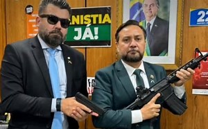 Pedido de busca e apreensão de armas no gabinete de deputado gera repercussão na Câmara Pedido de busca e apreensão de armas no gabinete de deputado gera repercussão na Câmara