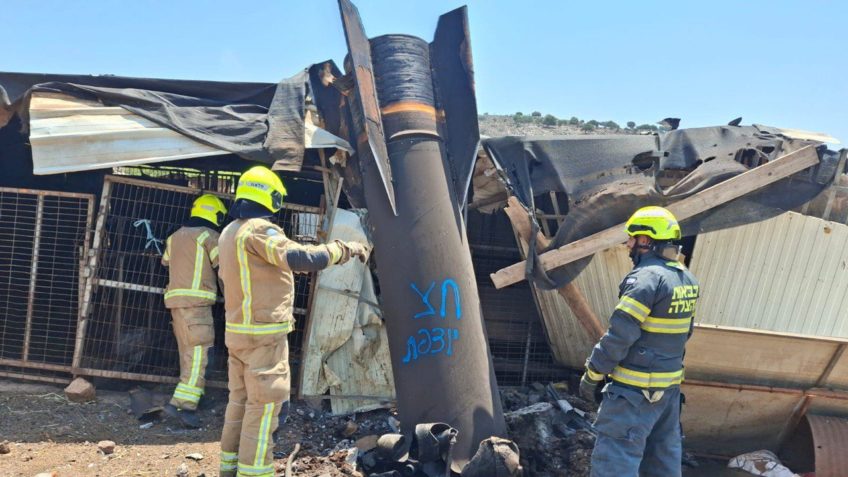 Israel denuncia novo ataque iraniano com imagem de foguete durante trégua