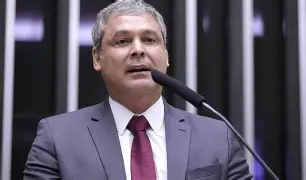 Pressão no Congresso: PT ameaça retaliação caso IOF seja derrubado Pressão no Congresso: PT ameaça retaliação caso IOF seja derrubado