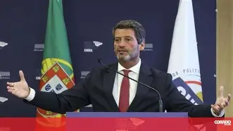 Líder da direita portuguesa mira Gilmar Mendes com investigação polêmica