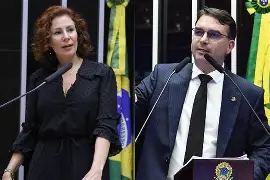 Flávio Bolsonaro admite crime de Zambelli, mas diz que condenação foi exagerada Flávio Bolsonaro admite crime de Zambelli, mas diz que condenação foi exagerada