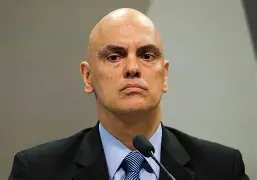 Moraes defende que redes sociais respondam por posts ilegais de usuários; STF forma maioria favorável Moraes defende que redes sociais respondam por posts ilegais de usuários; STF forma maioria favorável