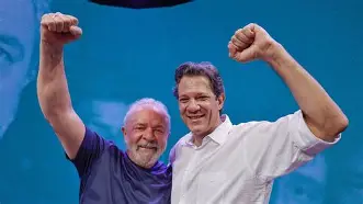 Governo Lula aposta em aumento de impostos para tapar buraco bilionário e sufoca o bolso do cidadão Governo Lula aposta em aumento de impostos para tapar buraco bilionário e sufoca o bolso do cidadão