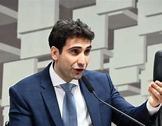 💸 Galípolo solta o verbo: Aumentar IOF? Só se for pra desagradar todo mundo 💸 Galípolo solta o verbo: Aumentar IOF? Só se for pra desagradar todo mundo