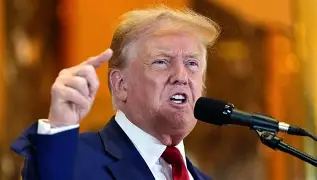 Trump ameaça líder do Irã e exige rendição total: “Sabemos onde ele está” Trump ameaça líder do Irã e exige rendição total: “Sabemos onde ele está”