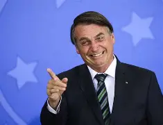 Bolsonaro afirma que transformaria o Brasil mesmo com apenas metade do Congresso
