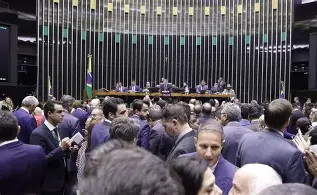 Câmara aprova urgência e acelera tramitação para revogar decreto do IOF Câmara aprova urgência e acelera tramitação para revogar decreto do IOF