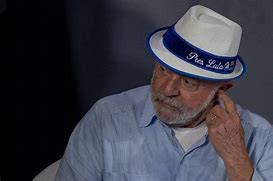 Desaprovação de Lula atinge novo recorde e reflete desgaste do governo Desaprovação de Lula atinge novo recorde e reflete desgaste do governo