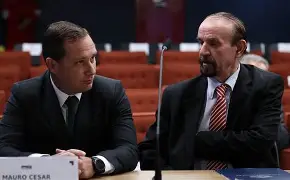 Defesa de Mauro Cid desafia perfil no Instagram e quer STF investigue autenticidade Defesa de Mauro Cid desafia perfil no Instagram e quer STF investigue autenticidade