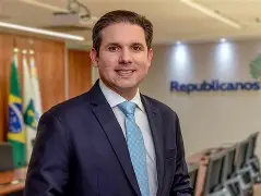 Deputados dão recado ao governo ao votar urgência para derrubar decreto do aumento do IOF Deputados dão recado ao governo ao votar urgência para derrubar decreto do aumento do IOF