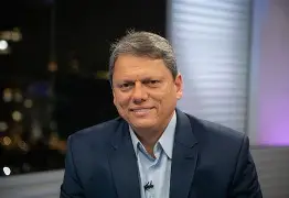 Tarcísio leva “Caravana 3D” a Presidente Prudente com foco em saúde, moradia e diálogo Tarcísio leva “Caravana 3D” a Presidente Prudente com foco em saúde, moradia e diálogo