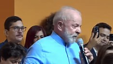 “Se eu estiver bonitão assim, a extrema direita não volta!”, dispara Lula em tom bem-humorado “Se eu estiver bonitão assim, a extrema direita não volta!”, dispara Lula em tom bem-humorado