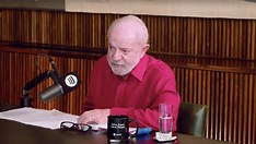 Lula lava as mãos: a culpa é de Bolsonaro, da Dilma, do tempo e até da “fotografia do momento”