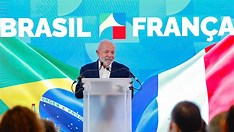 Lula desembarca em Nice para falar de meio ambiente — e tenta surfar na onda verde da ONU Lula desembarca em Nice para falar de meio ambiente — e tenta surfar na onda verde da ONU