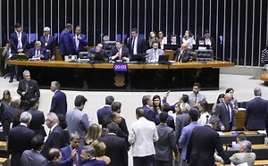 🔌 Conta de Luz Mais Cara: Congresso Ignora Lula e Impõe R$ 197 Bilhões à População