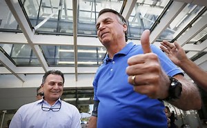 Bolsonaro é diagnosticado com pneumonia viral e médico recomenda pausa nas atividades