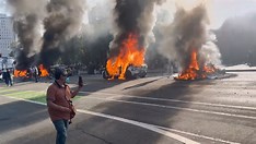 Caos em Los Angeles: Tropas, gás lacrimogêneo e protestos contra política anti-imigração de Trump Caos em Los Angeles: Tropas, gás lacrimogêneo e protestos contra política anti-imigração de Trump