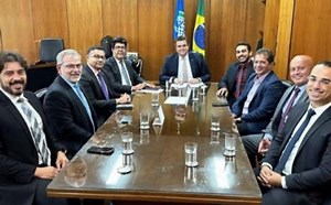 Ministro da Previdência na Mira: Encontro com ‘Careca do INSS’ expõe bastidores do governo Lula Ministro da Previdência na Mira: Encontro com ‘Careca do INSS’ expõe bastidores do governo Lula