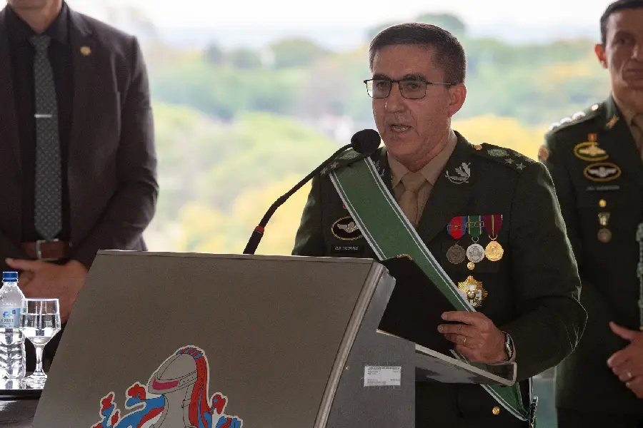 General investigado diz que foi ao Alvorada apenas para “acalmar” Bolsonaro após derrota