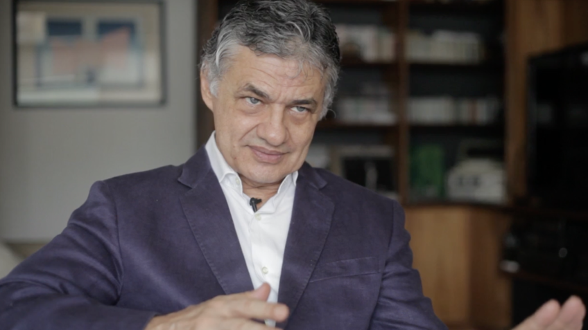 UFRJ Se Afasta de Professor que Sugeriu “Guilhotina” à Família Justus