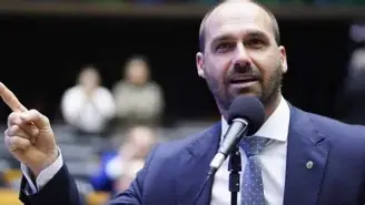 Eduardo Bolsonaro desafia tarifa dos EUA: “Não vai ter recuo”