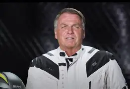 Com tornozeleira e tudo, Bolsonaro lidera nova motociata em Brasília sob vigilância reforçada