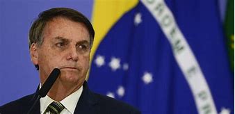 Bolsonaro desconversa e diz que não sabe se pode falar: “Queria muito conversar com vocês”