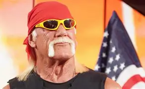 🏋️ Adeus ao Gigante: Hulk Hogan Parte aos 71 Anos, Mas Deixa um Legado Imortal no Ringue